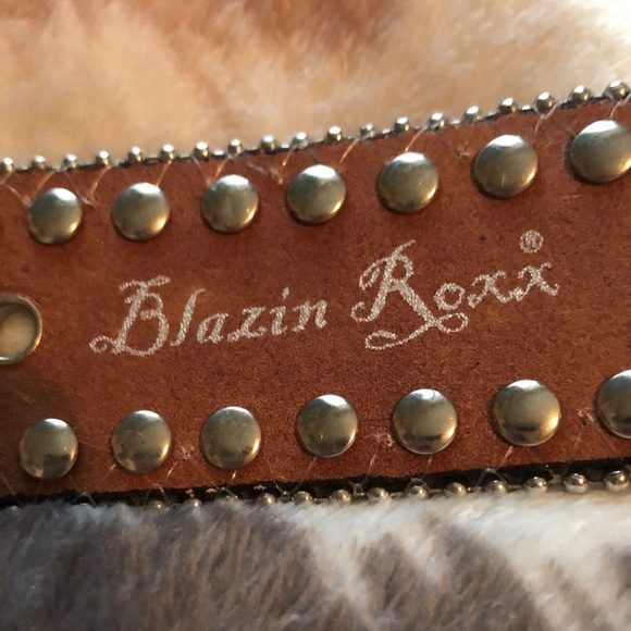 Jeweled western belt - Picture 2 of 5